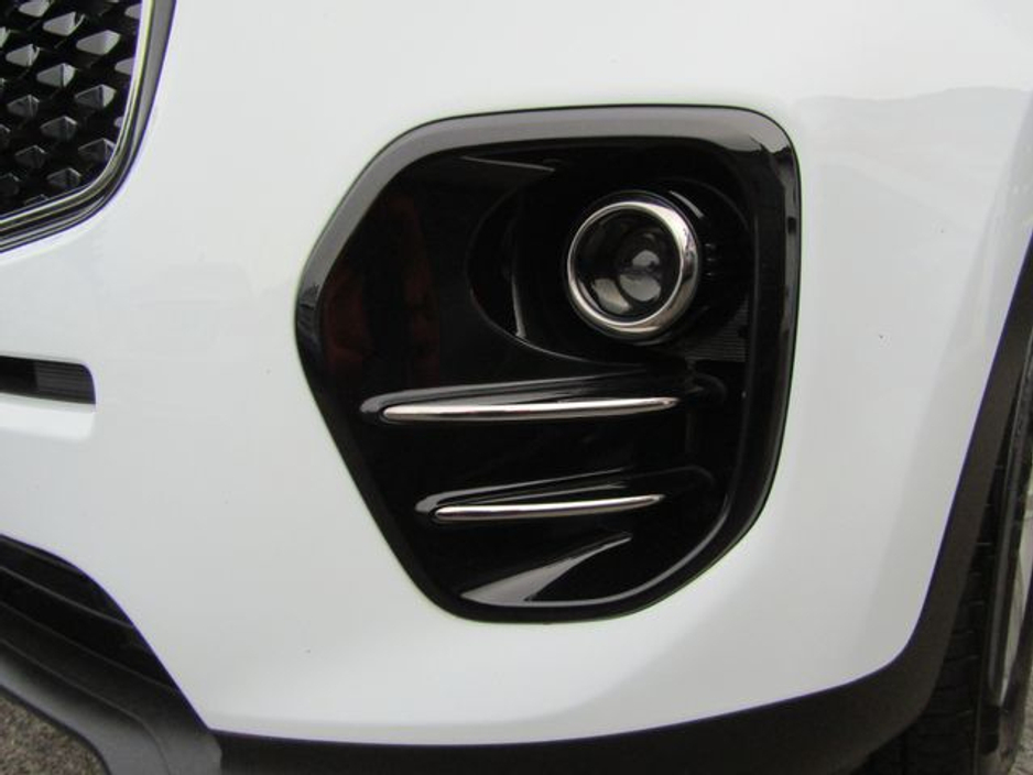 2017 Kia Sportage EX 5DR. LOW KLMS. €15,950