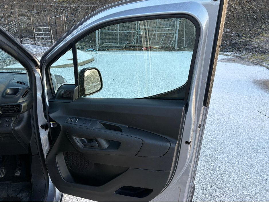 2025 Citroen Berlingo ENTRPRISE BLUE HDI 10 €24,500