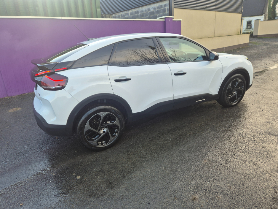 2022 Citroen C4 FEEL BLUEHDI 110 COMMERCIAL MY22. MY22.3 4 €18,750