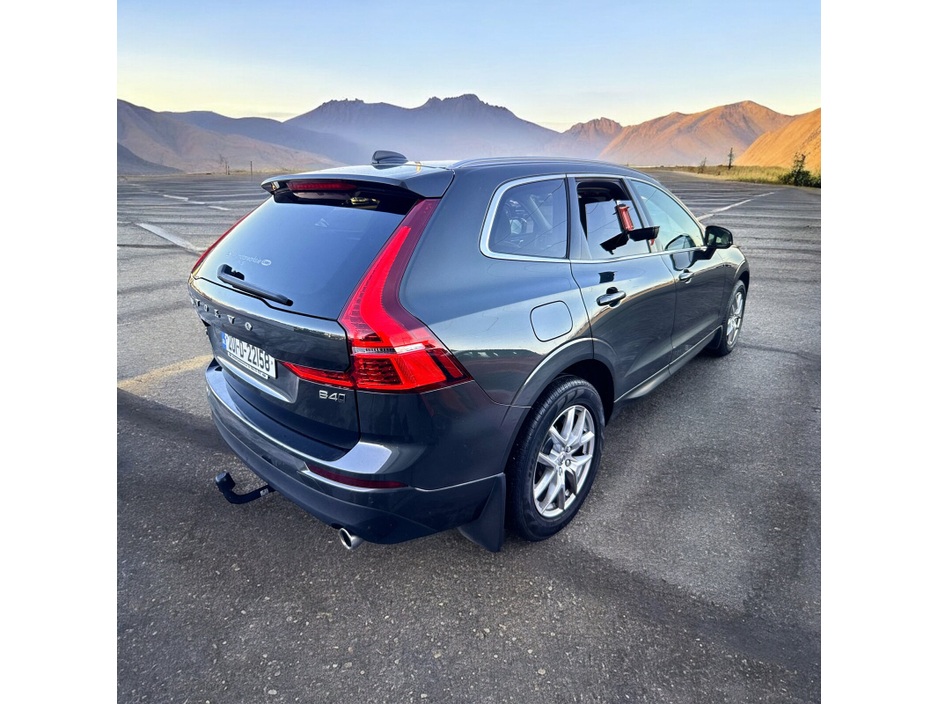 2020 Volvo XC60 B4 (197hp) AWD Momentum Pro Auto €38,888