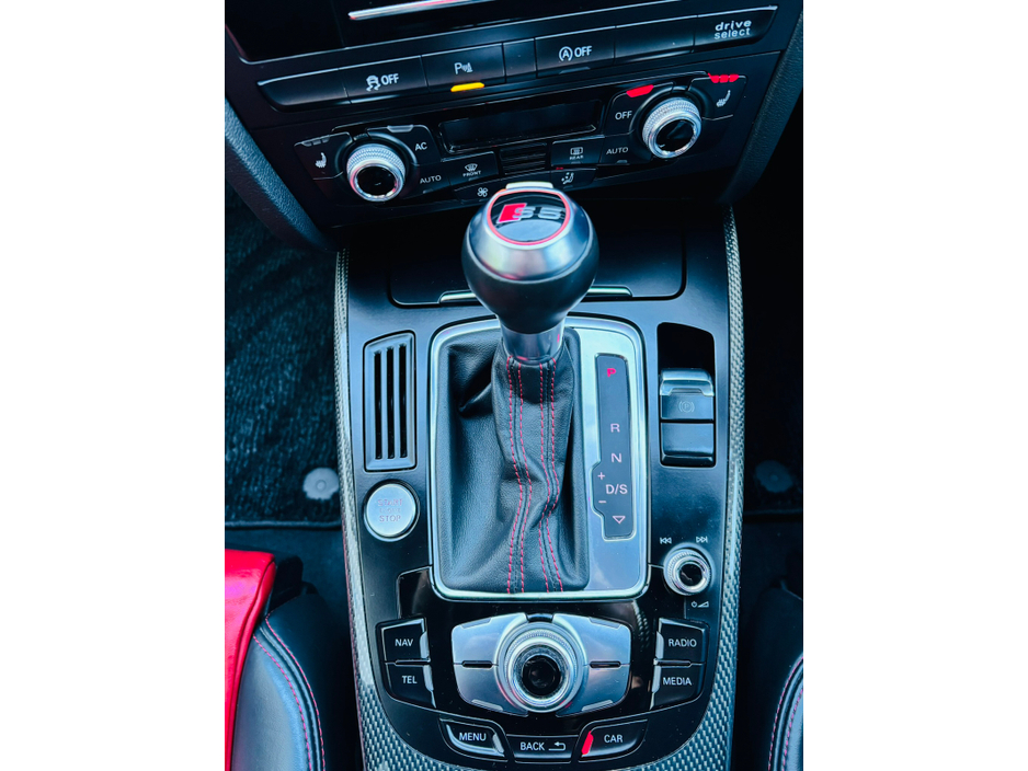 2012 Audi S5  €21,950