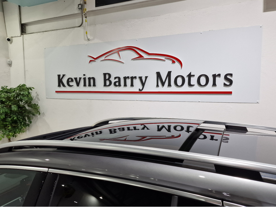 2023 Mercedes-Benz EQB 300 AMG LINE PREMIUM (PAN ROOF / 7 SEATER) 4MATIC AUTOMATIC **ONE OWNER / APPLE CARPLAY / BLIND SPOT ASSIST / ELECTRIC SUNROOF / ELECTRIC BOOTLID / REVERSE CAMERA / WIRELESS PHONE CHARGING** €39,900