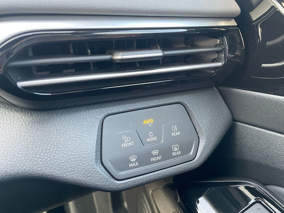 2025 Volkswagen ID.4 ID.4 PRO PLUS 77KWH 286HP €41,975