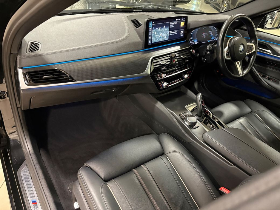 2022 BMW 5 Series 530e M-SPORT PRO TOURING=LOW MILES//HUGE SPEC=FULL SERVICE HISTORY=221 D REG=ONLY €140 ANNUAL ROAD TAX//TAILORED FINANCE PACKAGES AVAILABLE=TRADE INS €39,995