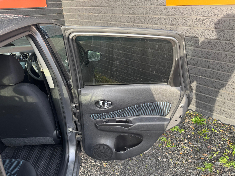 2015 Nissan Note 1.2 5DR AUTO €8,995