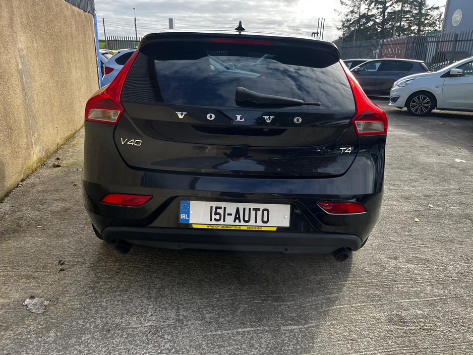 2015 Volvo V40 Volvo V40 T4 €11,900