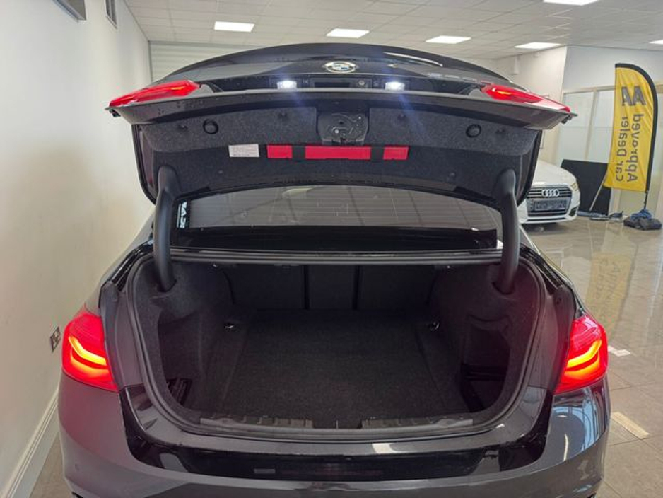 2018 BMW 3 Series 320d EfficientDynamics Plus €19,750