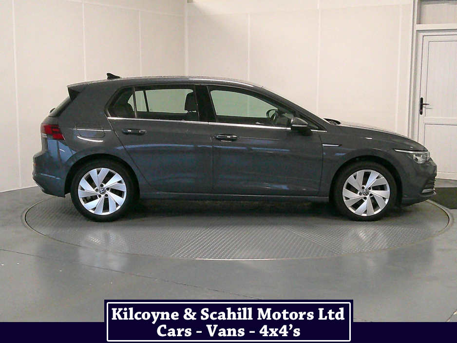 2022 Volkswagen Golf STYLE TDI €27,950