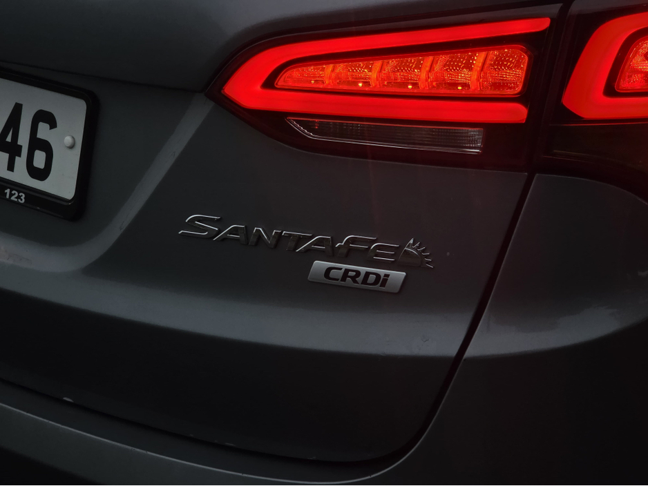 2017 Hyundai Santa Fe 2WD EXECUTIVE AUTOMATIC 5DR AU €16,950