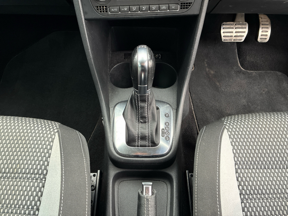 2012 Volkswagen Polo Polo Cross 1.2L Petrol Automatic €8,950