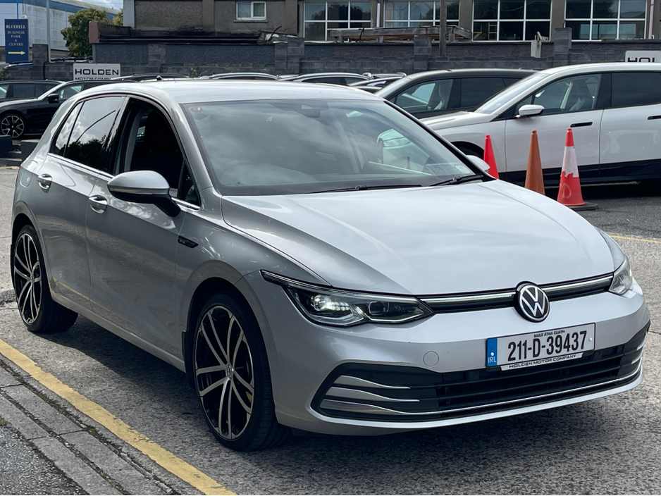 2021 Volkswagen Golf 2.0 TDI STYLE..huge spec..warranty included..finance provided €20,900