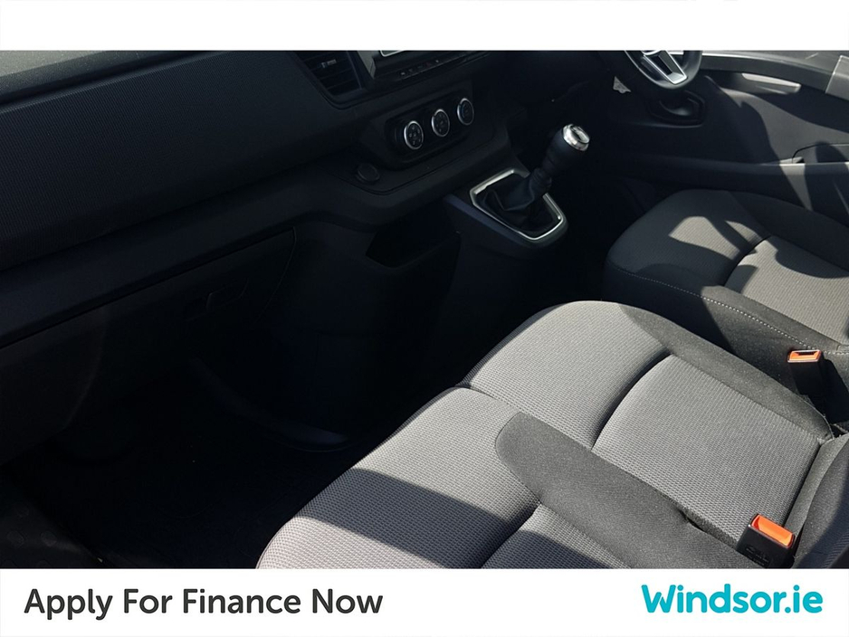 2025 Nissan Primastar L2H1 130 SV PREMIUM €30,890