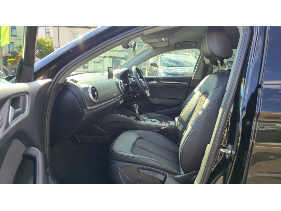 2017 Audi A3 Saloon LIMOUSINE 1.6 TDI 110 SE ST 4DR AUTO €16,450