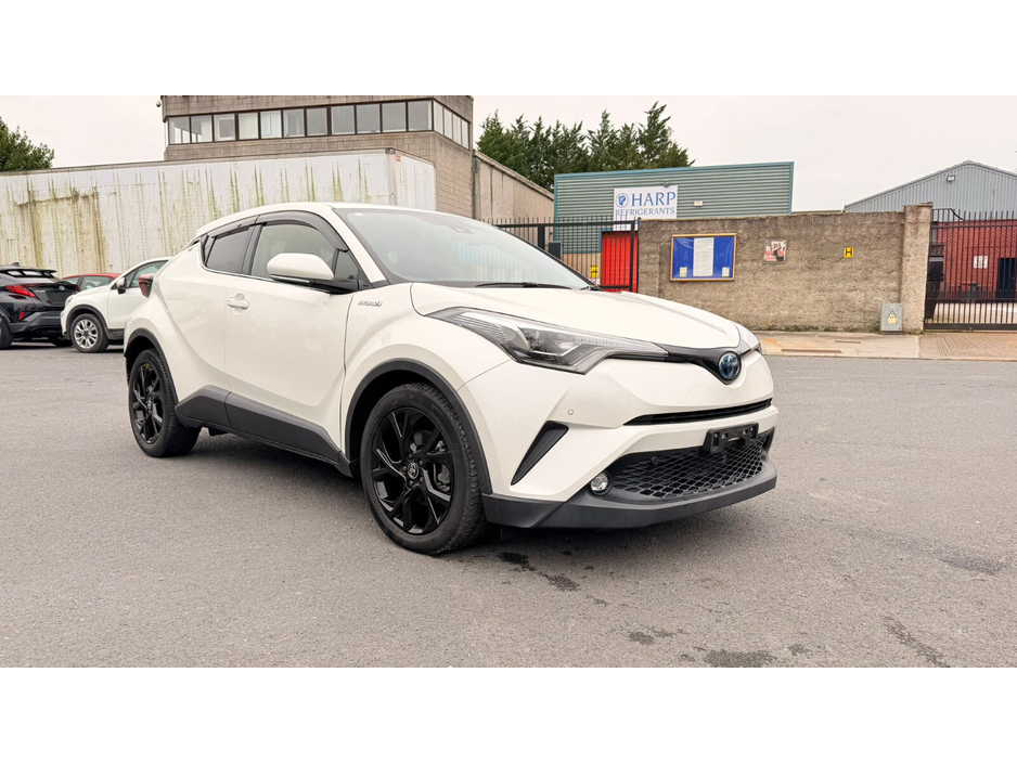 2019 Toyota C-HR 1.8 HYBRID LUNA €22,499