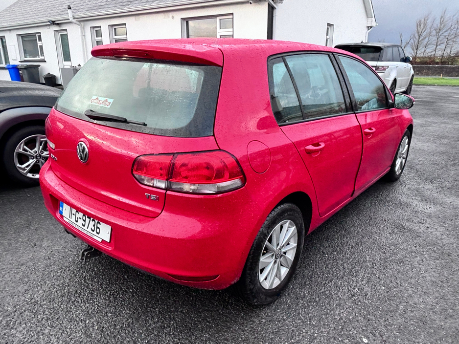 2011 Volkswagen Golf  €6,000