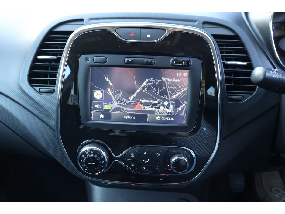 2015 Renault Captur INTENSE (Reserved Deposit Taken)