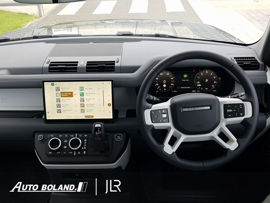 2025 Land Rover Defender 110 PHEV P300e - 6 Seat, Pan Sunroof, Towbar, Adaptive Cruise Control, Cold Climate Pack, Heated Seats €103,995