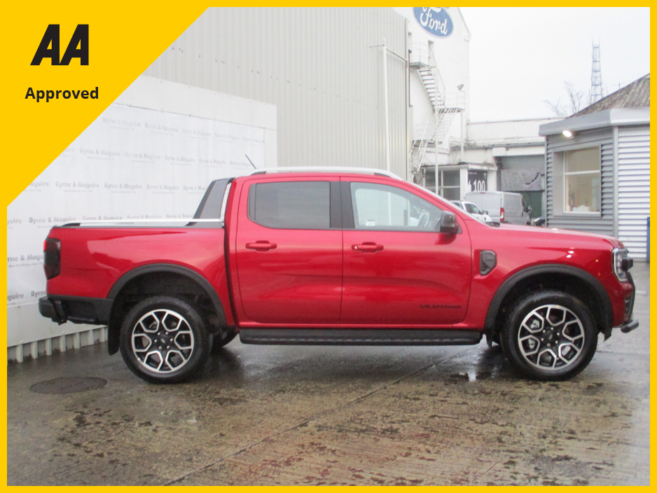 2025 Ford Ranger EX DEMO MODEL WITH ONLY 6000 KMS D/CAB WILDTRAK - 2.0TD AUTOMATIC !! PRICE PLUS VAT €52,000