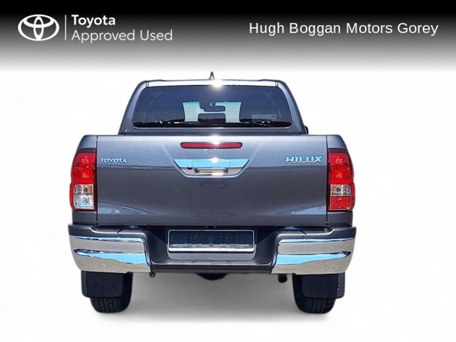 2025 Toyota Hilux 2.8 SR5 Manual
