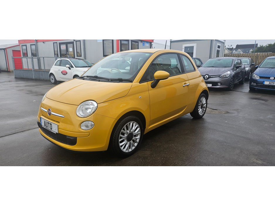 2015 Fiat 500 automatic 1.2 lounge low kms €7,995