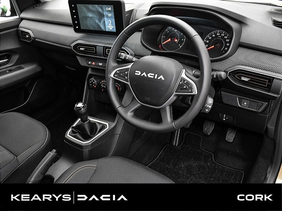 2025 Dacia Sandero Stepway Expression TCe 100 ECO-G (LPG) GSR2 €22,750