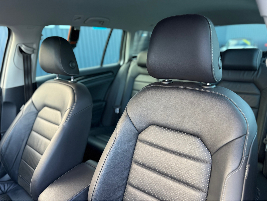 2019 Volkswagen Golf HIGHLINE PRO - 2.0L DIESEL - AUTO - 12M WARRANTY - CAR: 1600 €21,950