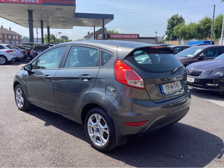 2017 Ford Fiesta * PETROL €10,950