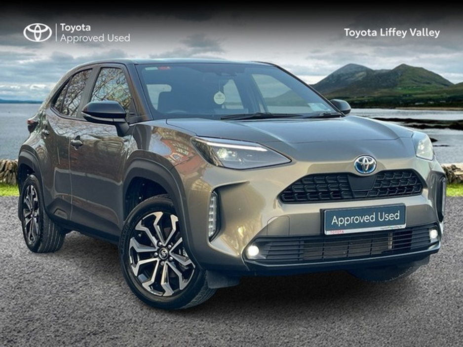 2022 Toyota Yaris Cross YARIS CROSS LUNA SPORT €26,950