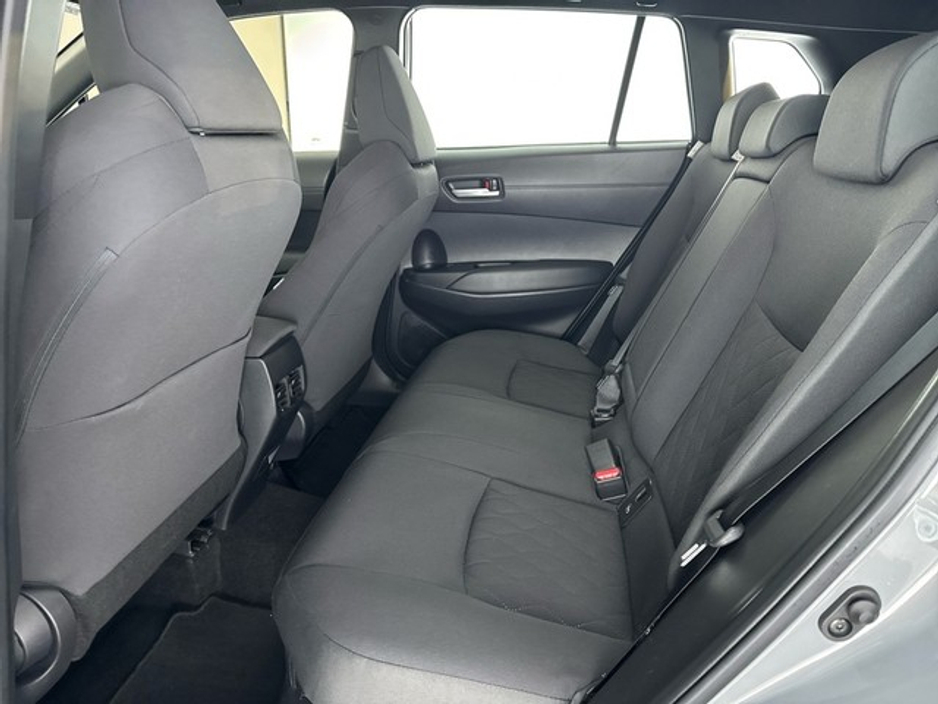 2023 Toyota Corolla Cross LUNA Hybrid €31,950