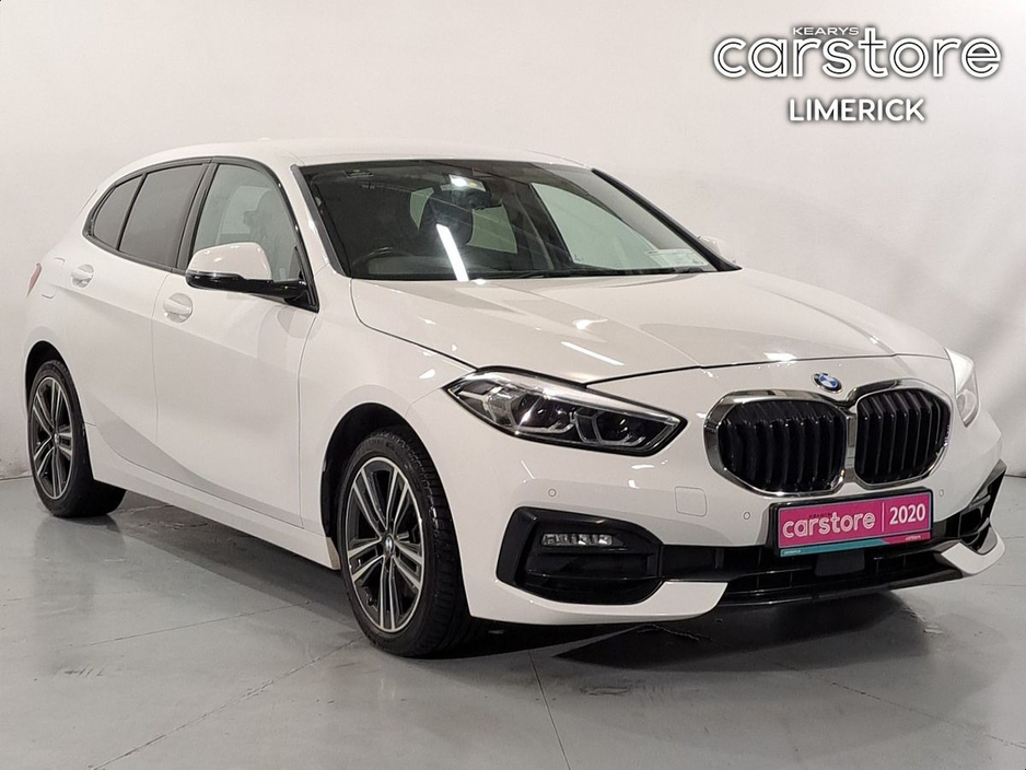 2020 BMW 1 Series 118i Sport manual €22,777
