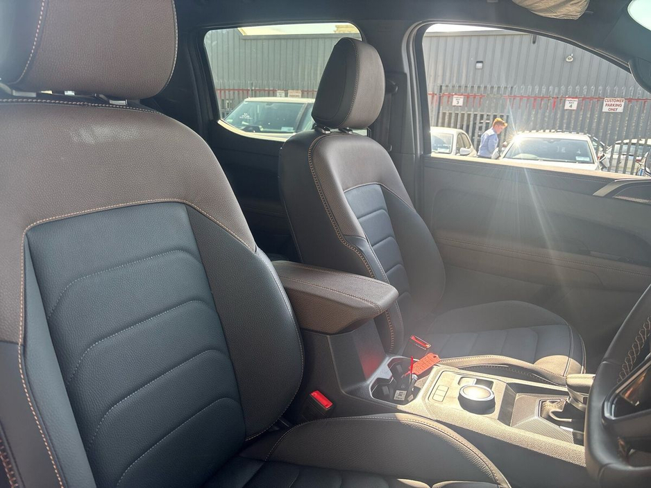 2025 Volkswagen Amarok  €60,810