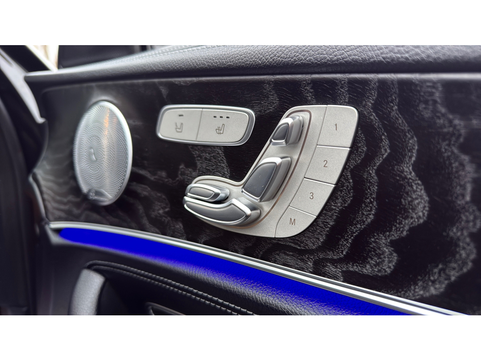 2018 Mercedes-Benz E Class *39,000 KM* AMG PREMIUM (HUGE SPEC) LEATHER / 360 CAMERA + MORE €29,900