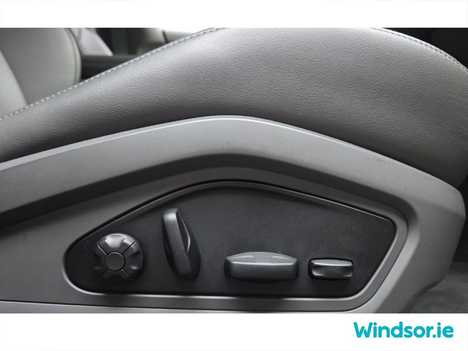 2022 Porsche Taycan Cross Turismo 476BHP Overboost 93.4 kWh €59,995