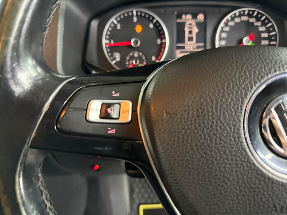 2017 Volkswagen Amarok  €20,950