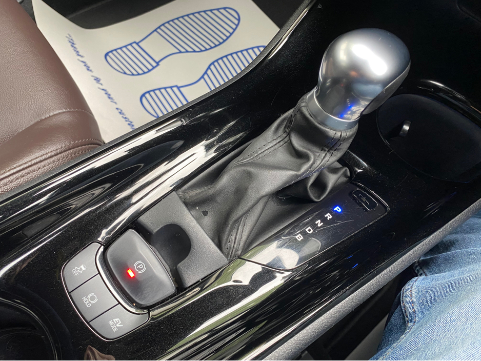 2019 Toyota C-HR SOL 1.8 PETROL HYBRID AUTOMATIC SUV *TOP SPEC IRISH JEEP* *FULL TOYOTA SERVICE HISTORY* *NCT 03/2027* *TAX 06/2026 €180 ROAD TAX* *FINANCE ARRANGED TODAY* €20,950