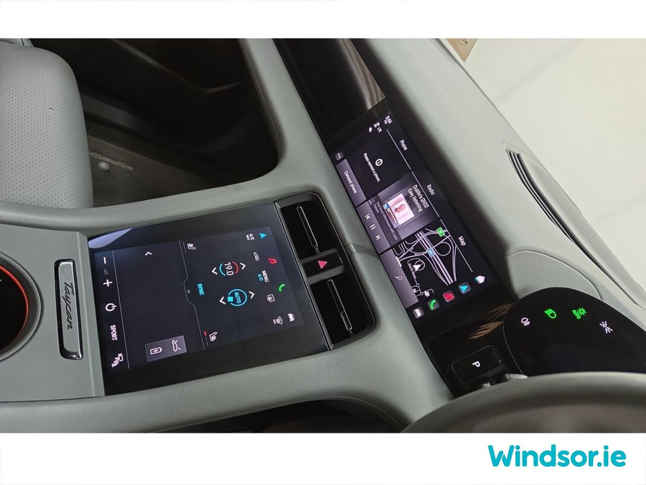 2022 Porsche Taycan Cross Turismo 476BHP Overboost 93.4 kWh €59,995