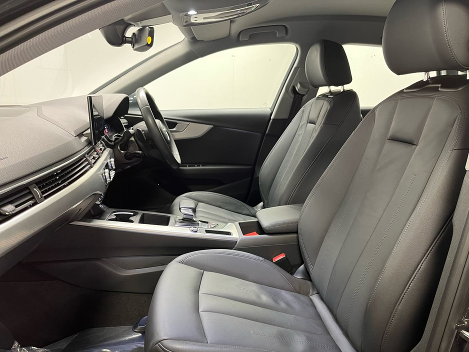 2023 Audi A4 SE 35TDI 163HP - Reversing Camera - Climate Control - Heated Seats - Cruise Control - Auto/Lights/Wipers - Apple CarPlay/Android Auto €37,950
