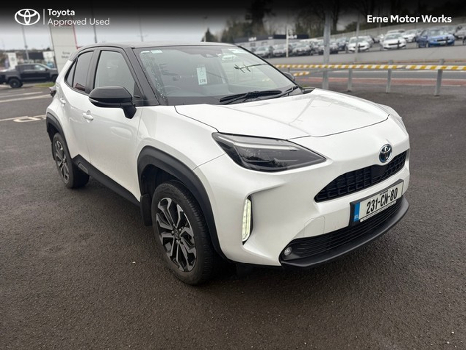 2023 Toyota Yaris Cross YARIS CROSS LUNA SPORT €27,950