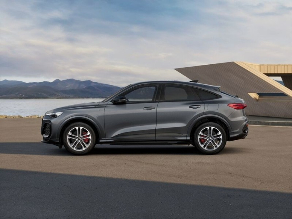 2026 Audi Q5 SPORTBACK 50TFSI E-HYBRID COMPETITION QUATTRO AUTOMATIC €84,724