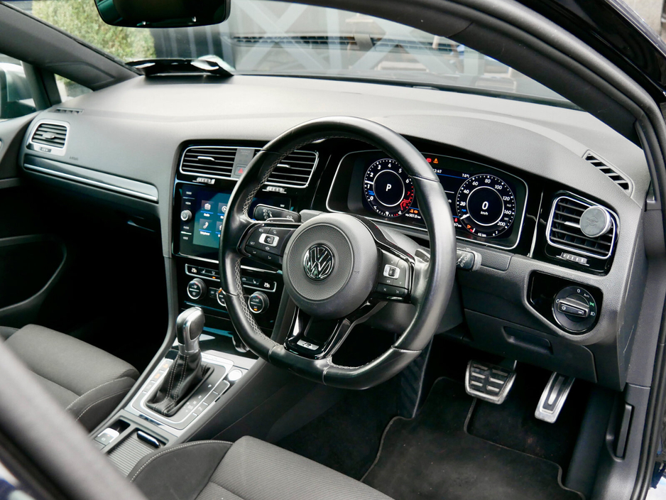 2019 Volkswagen Golf 2.0 TSI 5DR 300HP DSG 4M R €34,950