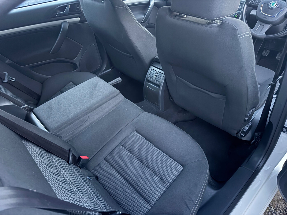 2012 Skoda Octavia 1.6 CR TDI ELEGANCE €4,950