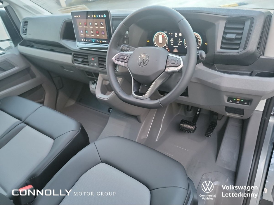 2025 Volkswagen Crafter CR35 Panel van Highline MWB 177 HP 2.0 TDI 8sp Automatic FWD €45,488