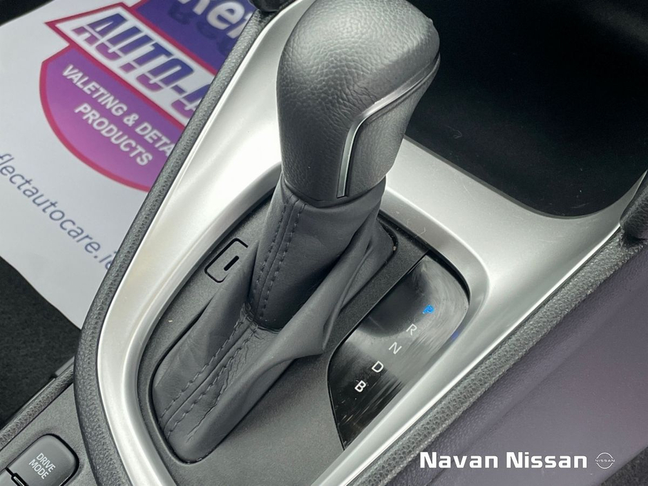 2024 Toyota Yaris Cross 1.5 Hybrid Luna