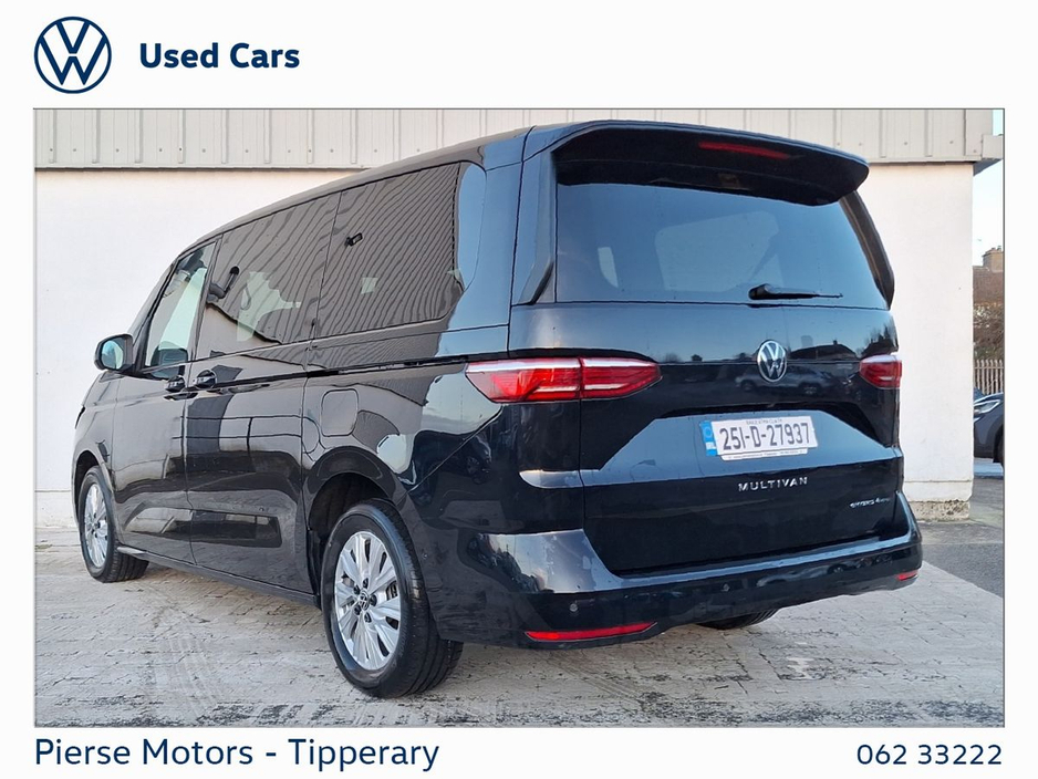 2025 Volkswagen Multivan T7 LIFE PHEV 240BHP A6A LOH €66,950