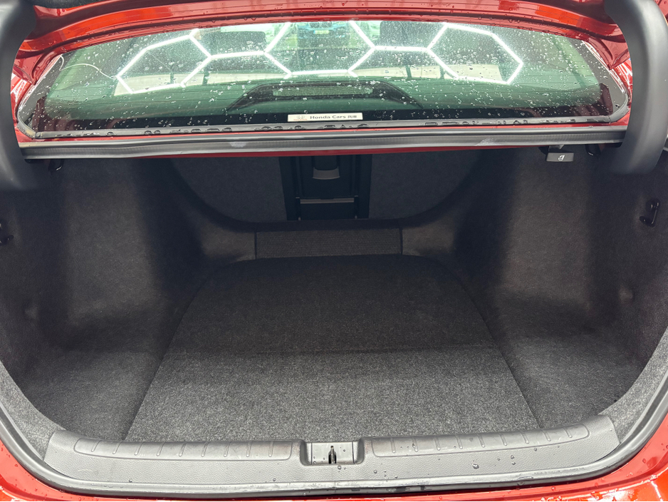 2022 Honda Accord €33950 2022 HONDA ACCORD 2.0 HYBRID - Rear Heated Seats - Sunroof €33,950