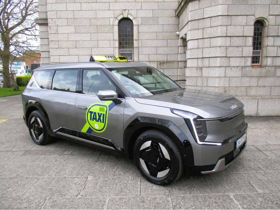 2026 Kia EV9 ESPSV  ELECTRIC TAXI GRANT OFFER !!!!! €60,500