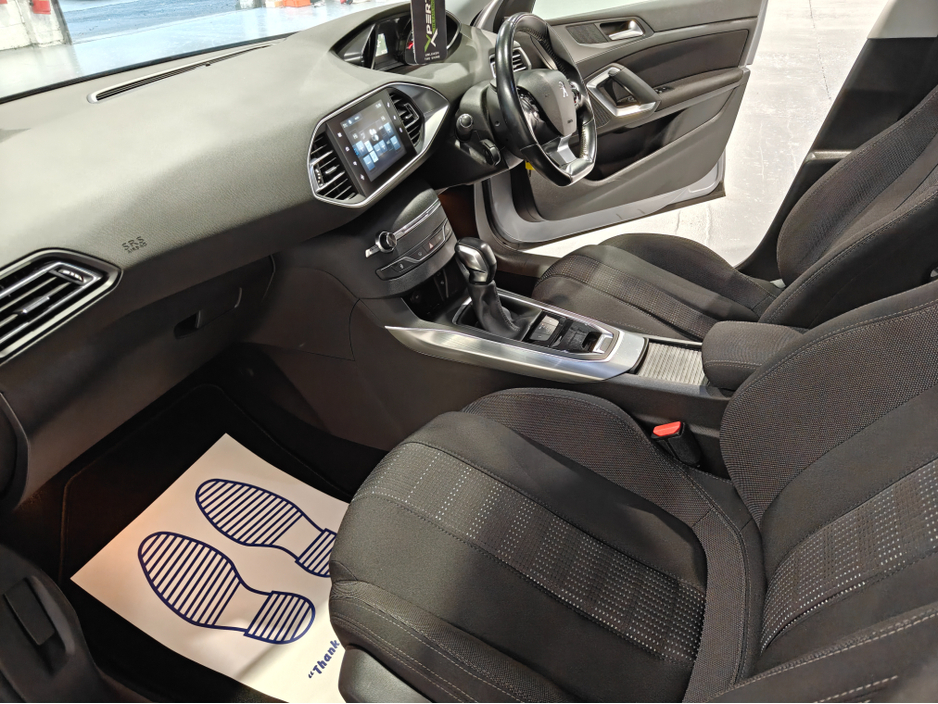 2016 Peugeot 308 1.6 HDI BLUE 120 ALLURE E EAT6 5DR AUTO €9,750