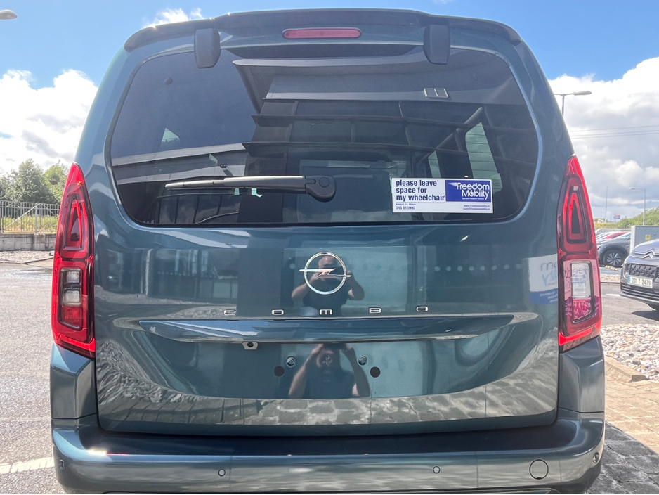 2026 Opel Combo Life Wheelchair Accessible €33,600