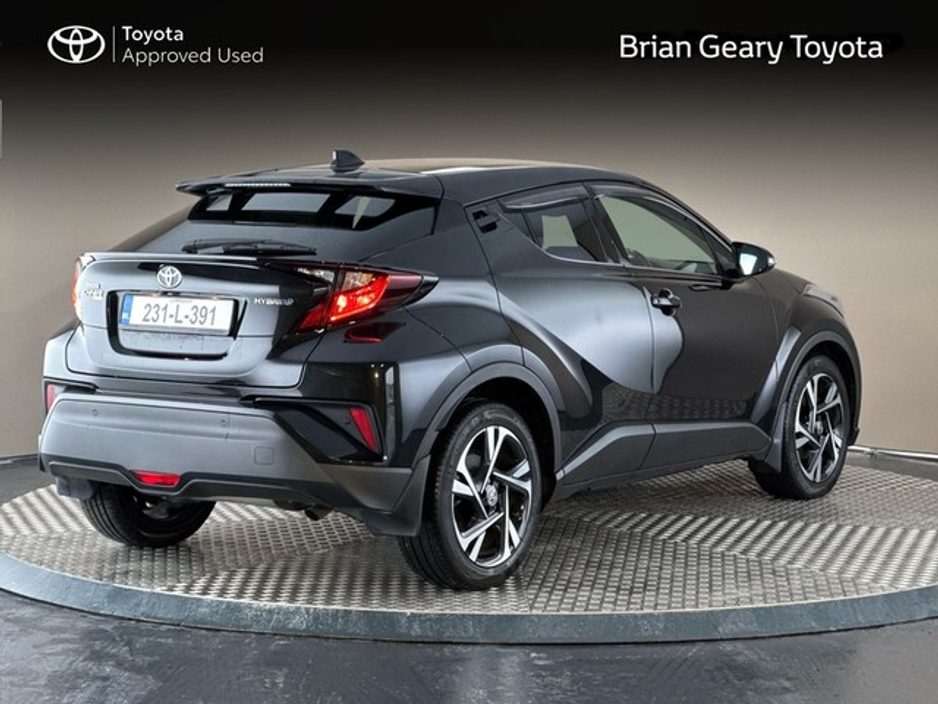 2023 Toyota C-HR HYBRID SPORT €30,950
