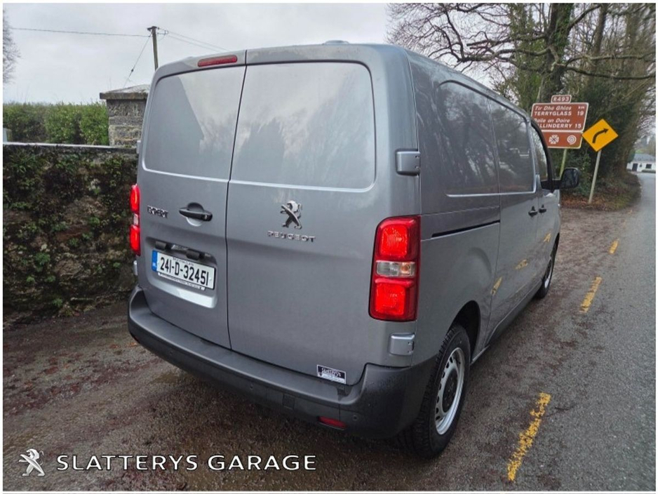 2024 Peugeot Expert EXPERT PROFESSIONAL STD 1.5 HD €24,186